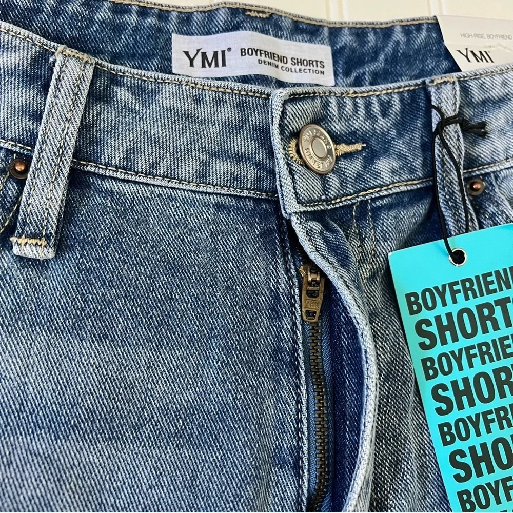 YMI Junior High Rise Frayed Distressed Raw Hem Boyfriend Denim Shorts size 11